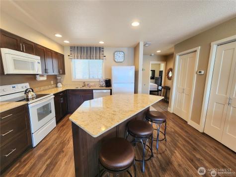 1 Beach 568-c Manson WA 98831