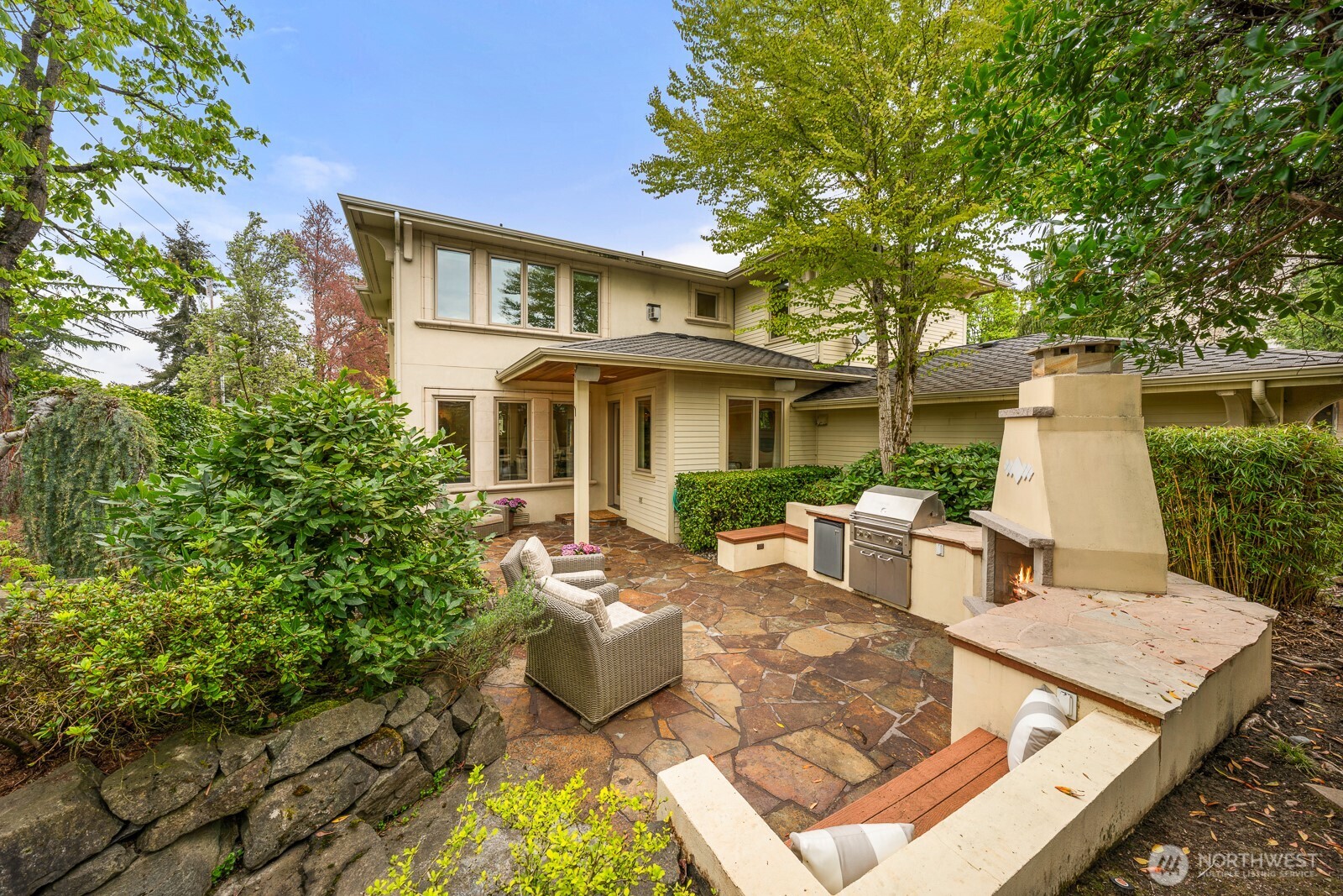 3424 97th Avenue SE Mercer Island WA 98040