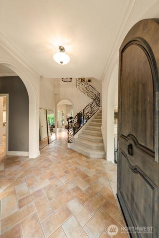 3424 97th Avenue SE Mercer Island WA 98040