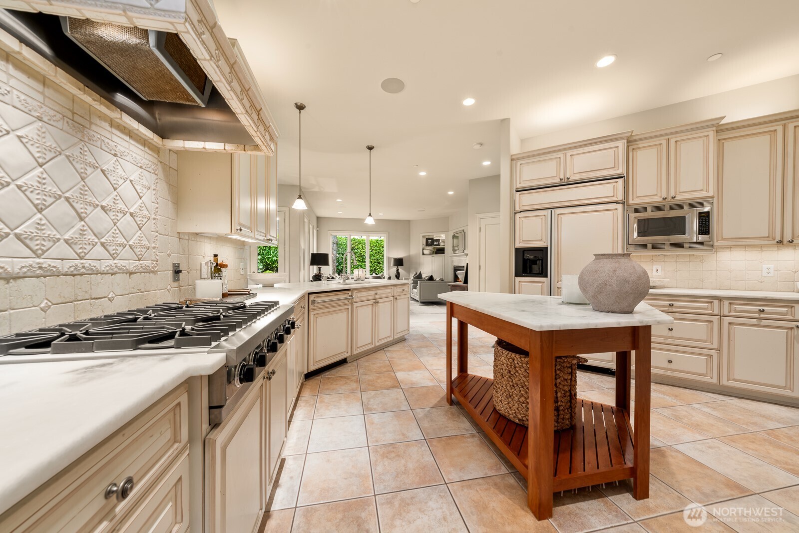 3424 97th Avenue SE Mercer Island WA 98040