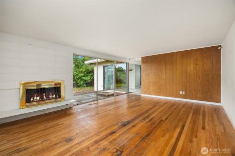 1071 158th Place SE Bellevue WA 98008
