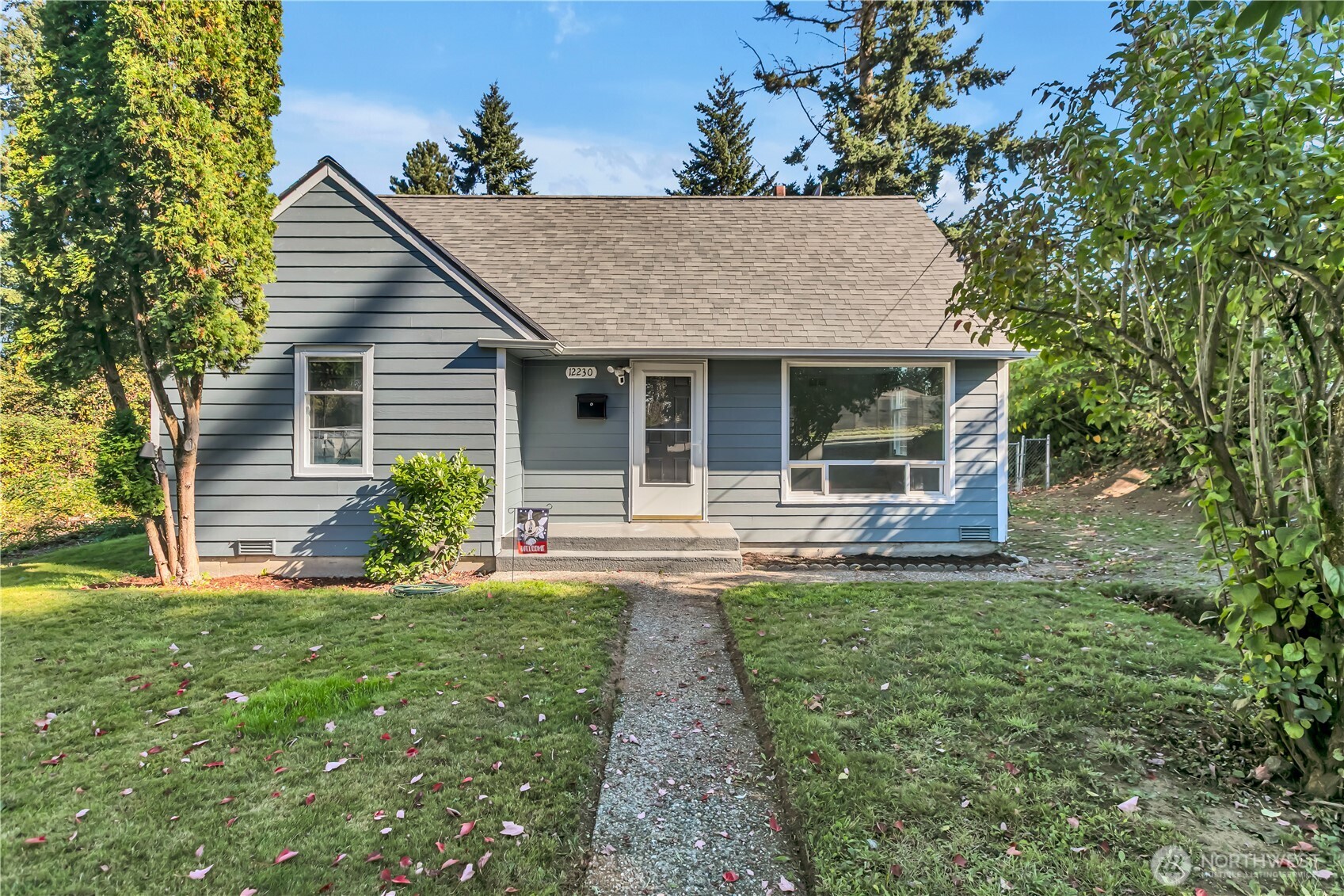 12230 68th Avenue S Seattle WA 98178