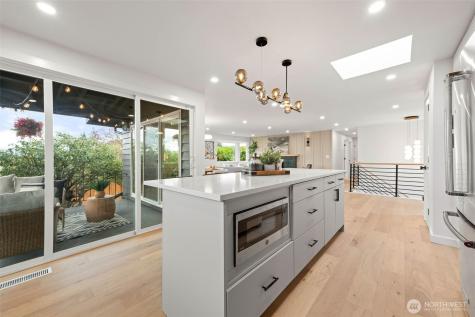 16807 NE 6th Place Bellevue WA 98008