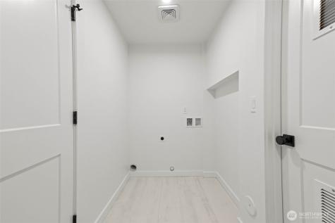 16807 NE 6th Place Bellevue WA 98008