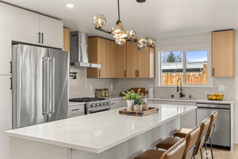 16807 NE 6th Place Bellevue WA 98008