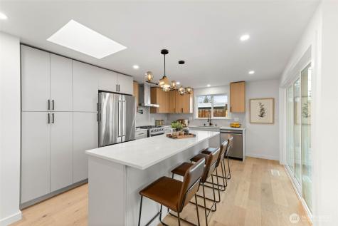 16807 NE 6th Place Bellevue WA 98008