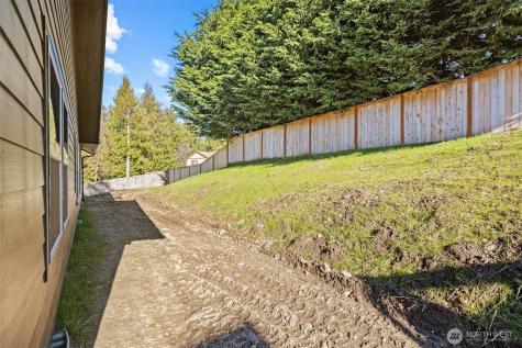 1215 Rolling Hills Drive Port Angeles WA 98363