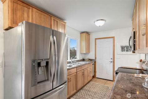 20068 21st Avenue NE Shoreline WA 98155
