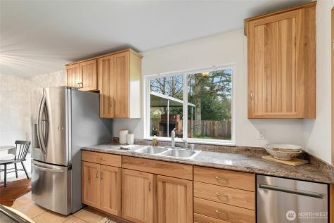 20068 21st Avenue NE Shoreline WA 98155