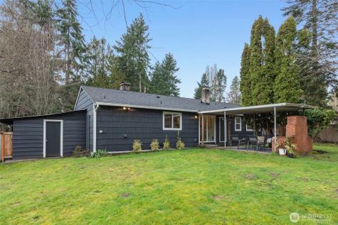 20068 21st Avenue NE Shoreline WA 98155