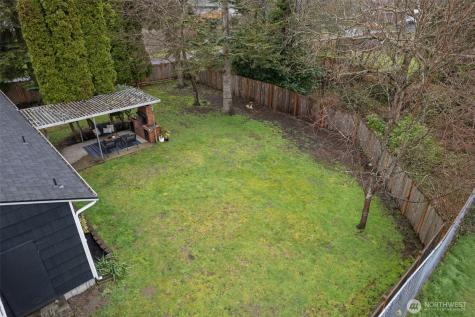 20068 21st Avenue NE Shoreline WA 98155