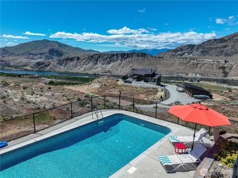 200 Ridge Road Orondo WA 98843