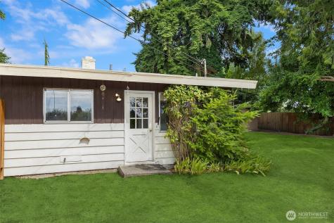 1816 114th Avenue NE Bellevue WA 98004