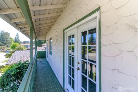 14823 SE 172nd Place Renton WA 98058