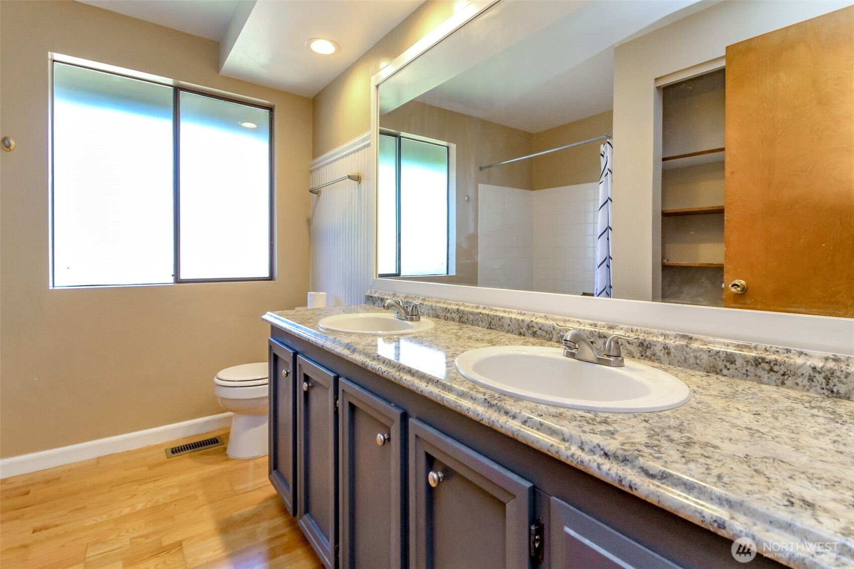 14823 SE 172nd Place Renton WA 98058