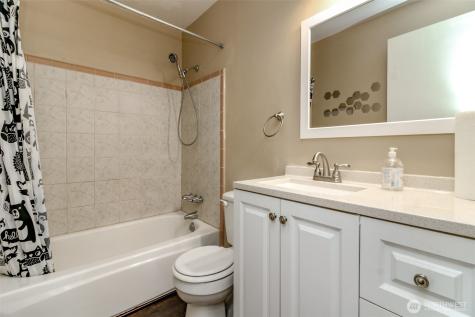 14823 SE 172nd Place Renton WA 98058
