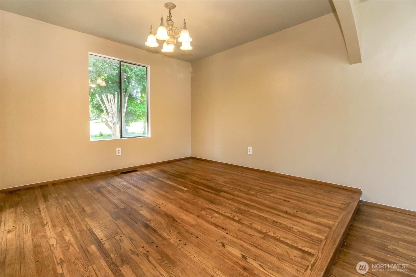 14823 SE 172nd Place Renton WA 98058