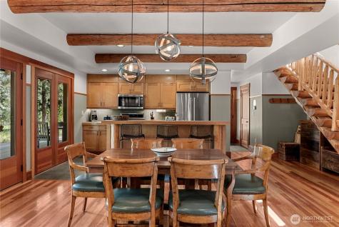 32 Freestone Lake Drive Mazama WA 98833