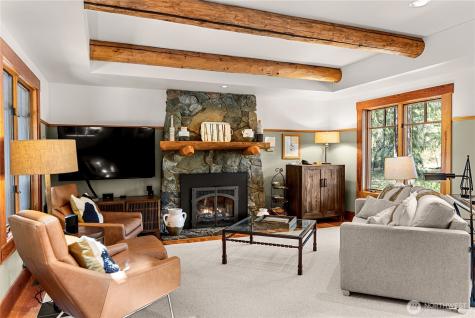 32 Freestone Lake Drive Mazama WA 98833