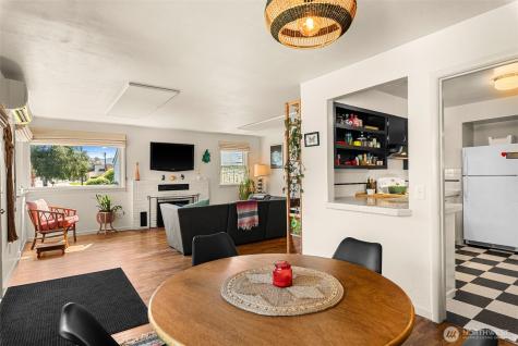 229 W Allen Avenue Chelan WA 98816
