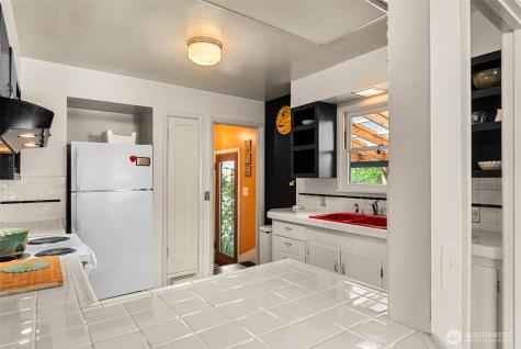 229 W Allen Avenue Chelan WA 98816