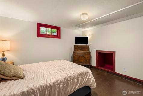 229 W Allen Avenue Chelan WA 98816