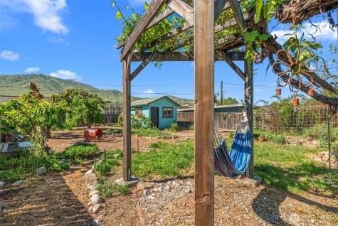 229 W Allen Avenue Chelan WA 98816