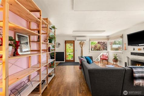 229 W Allen Avenue Chelan WA 98816