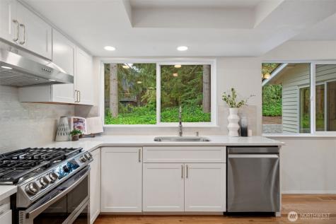 4517 166th Place NE Redmond WA 98052
