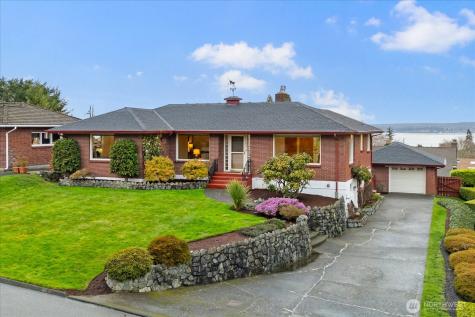 411 Crown Drive Everett WA 98203