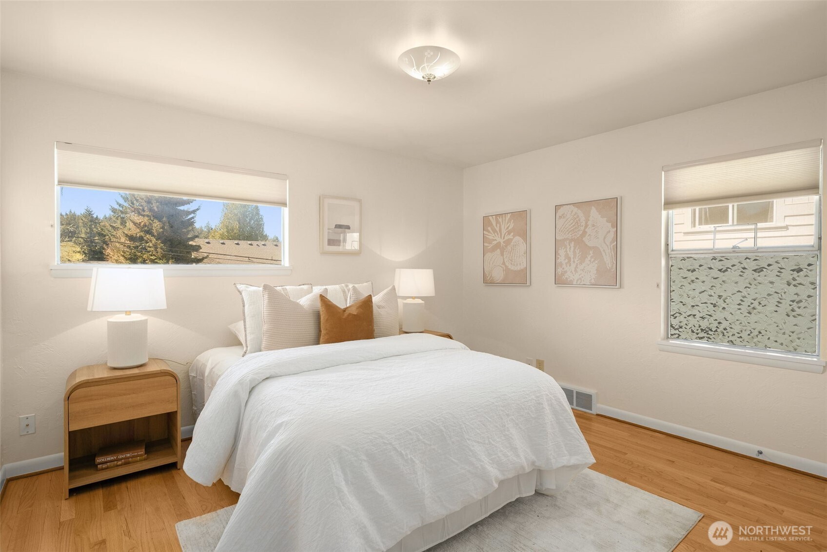 4333 32nd Avenue W Seattle WA 98199