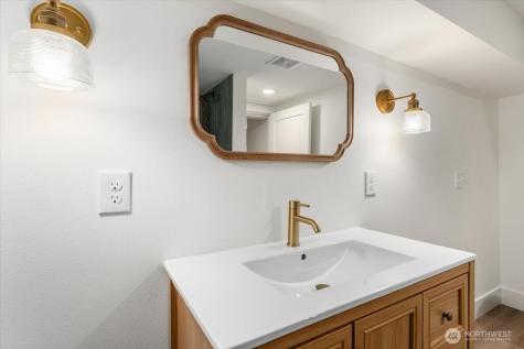 124 Boetzkes Avenue Manson WA 98831