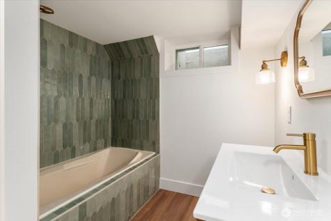 124 Boetzkes Avenue Manson WA 98831