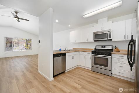 13607 56th Avenue SE Everett WA 98208