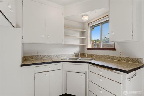327 S Street SE Auburn WA 98002