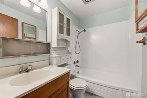 327 S Street SE Auburn WA 98002