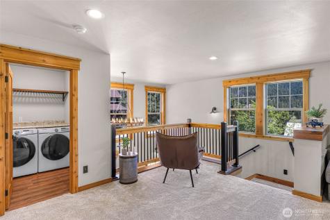 306 W Montana Avenue Roslyn WA 98941