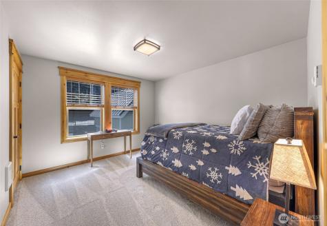 306 W Montana Avenue Roslyn WA 98941