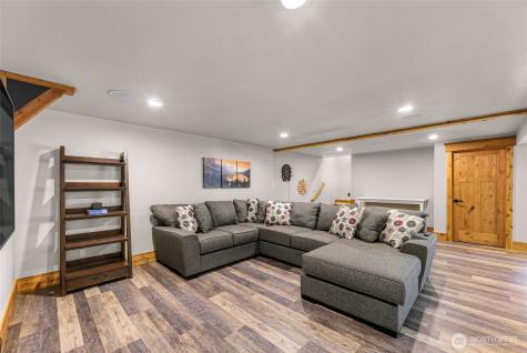 306 W Montana Avenue Roslyn WA 98941