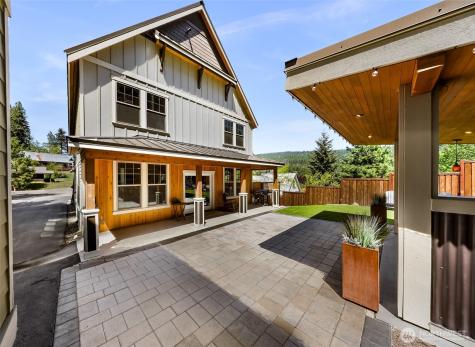 306 W Montana Avenue Roslyn WA 98941