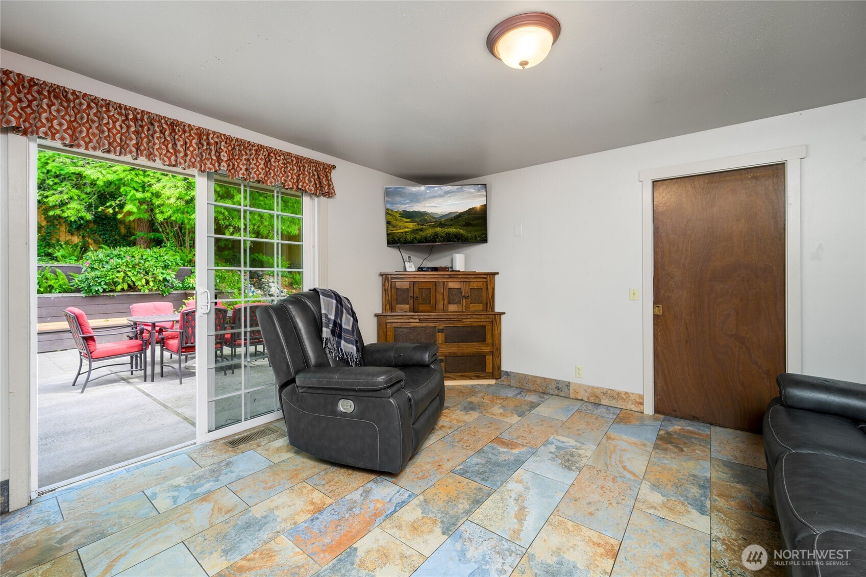 2114 S Cedar Hills Drive Mount Vernon WA 98274