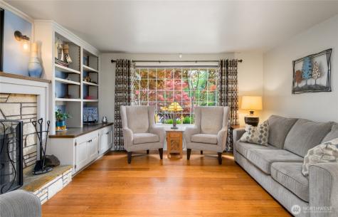 2114 S Cedar Hills Drive Mount Vernon WA 98274