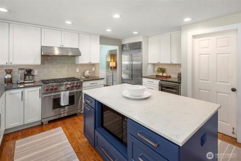 4810 117th Place NE Kirkland WA 98033