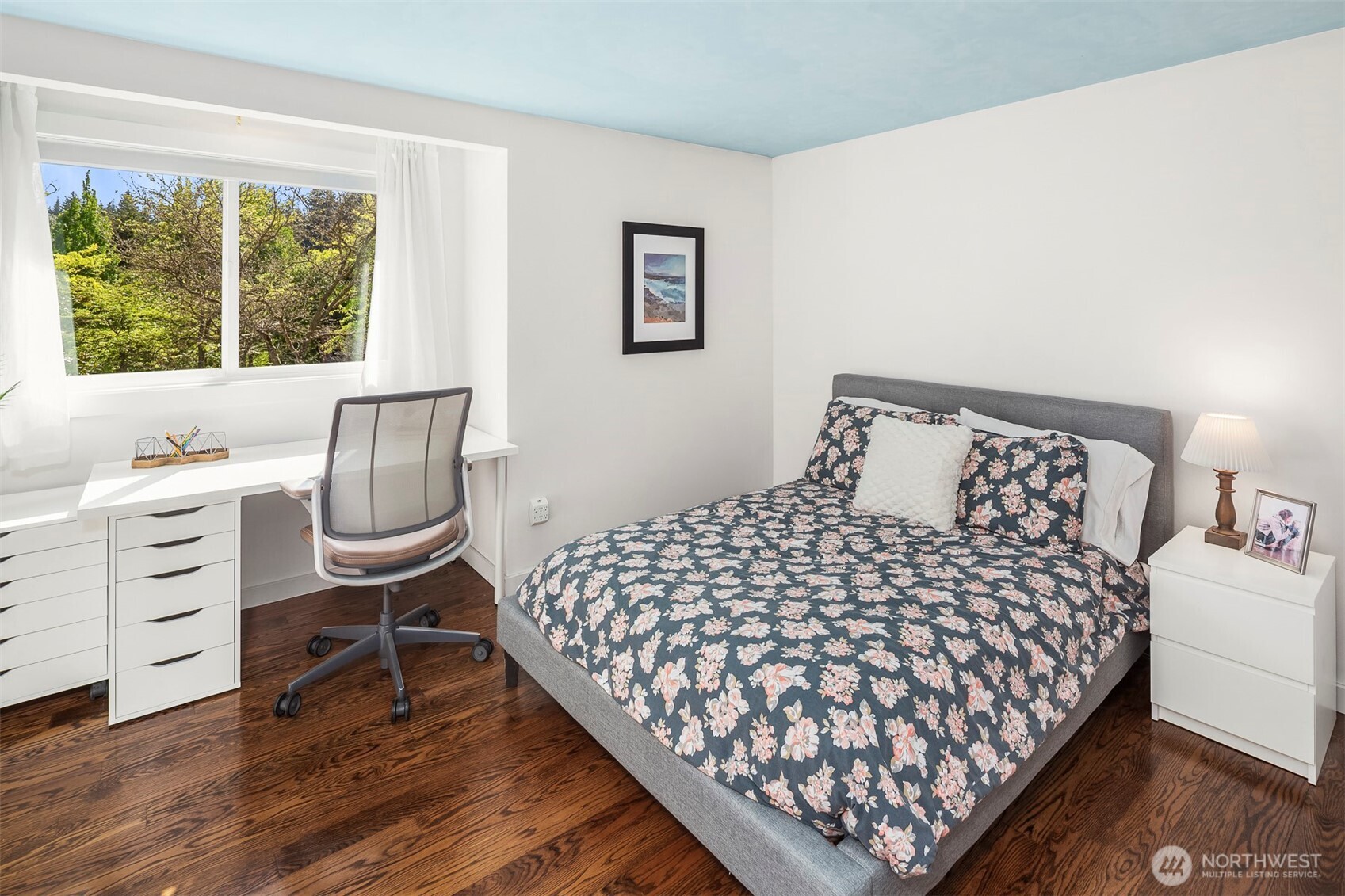 4810 117th Place NE Kirkland WA 98033