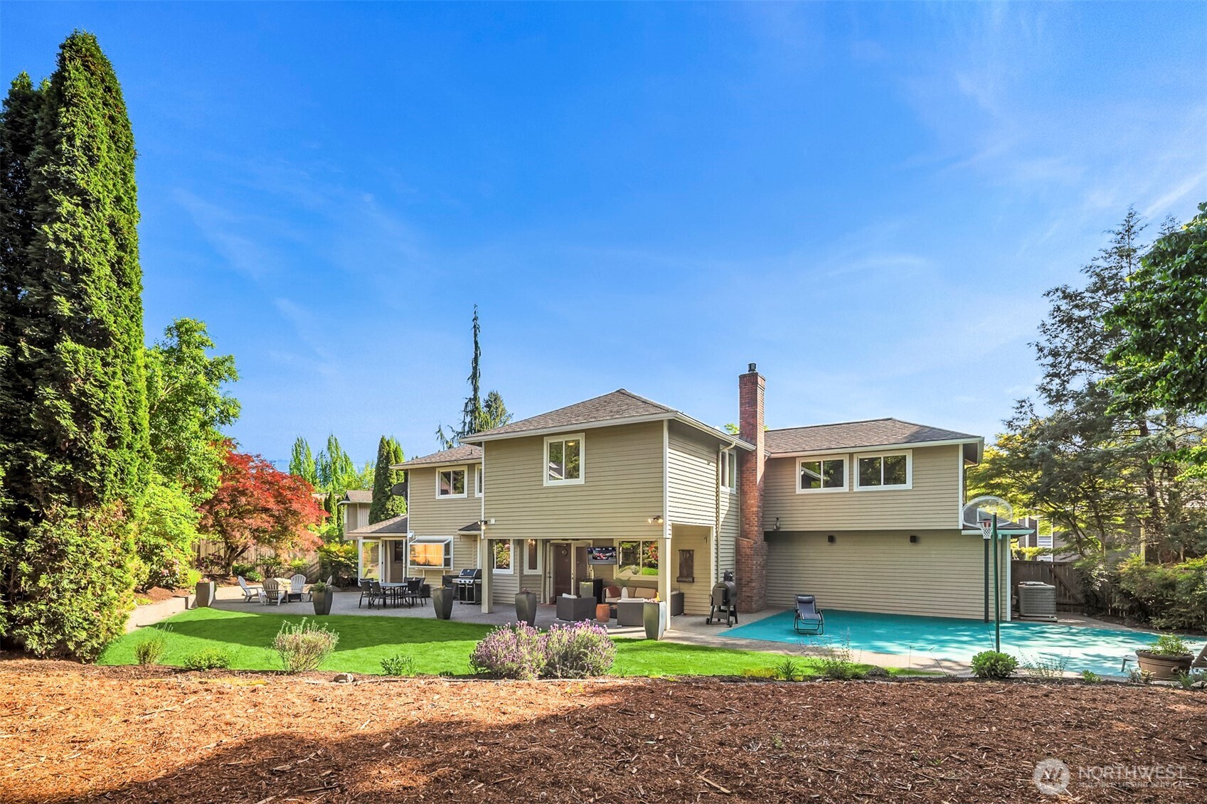 4810 117th Place NE Kirkland WA 98033