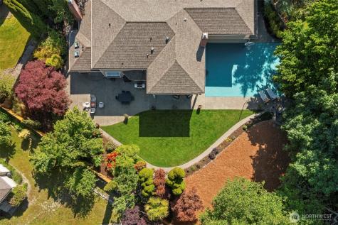 4810 117th Place NE Kirkland WA 98033