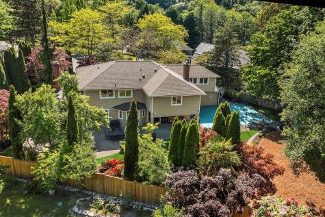 4810 117th Place NE Kirkland WA 98033