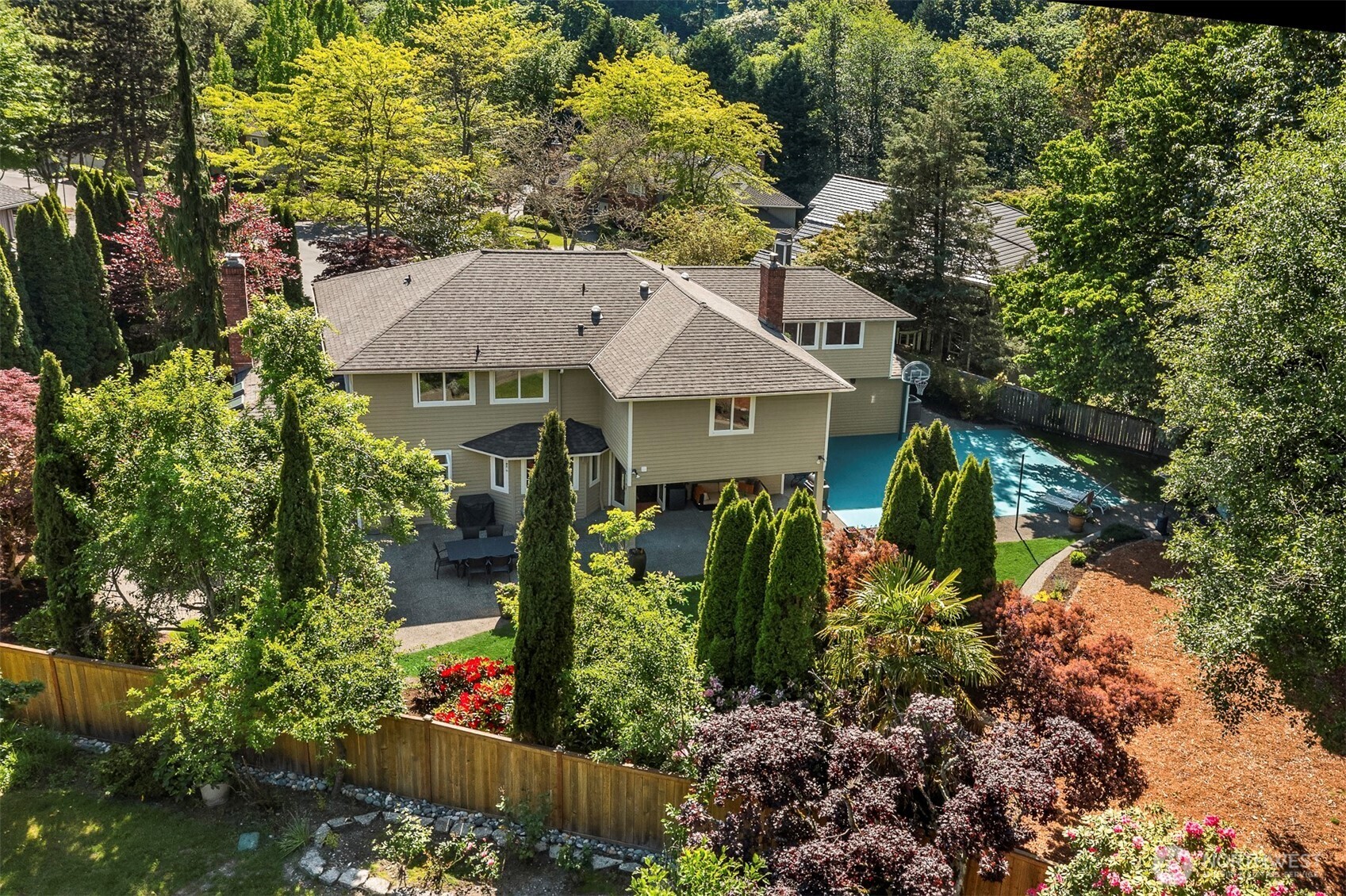 4810 117th Place NE Kirkland WA 98033