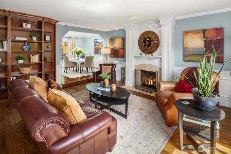 4810 117th Place NE Kirkland WA 98033