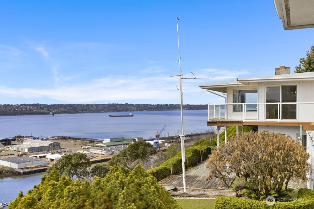 1244 Browns Point Boulevard Tacoma WA 98422